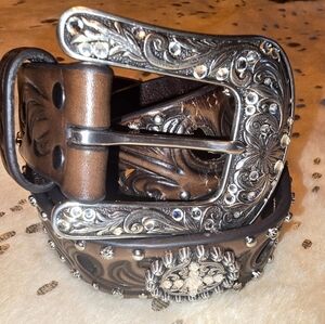 Ariat Rhinestone Cowgirl Belt with Crystal Rhinestones & Silver Rivets Sz M